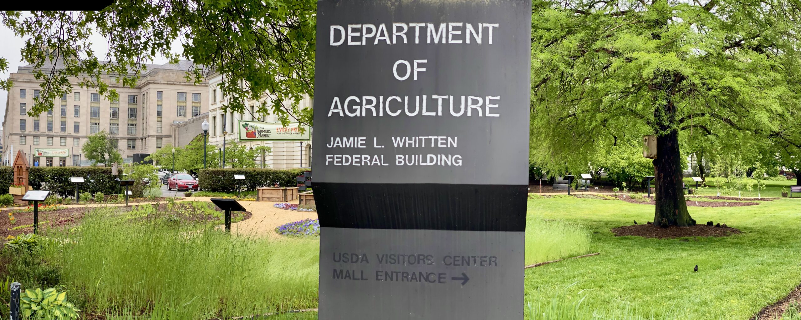 Photo of a Department of Agriculture sign